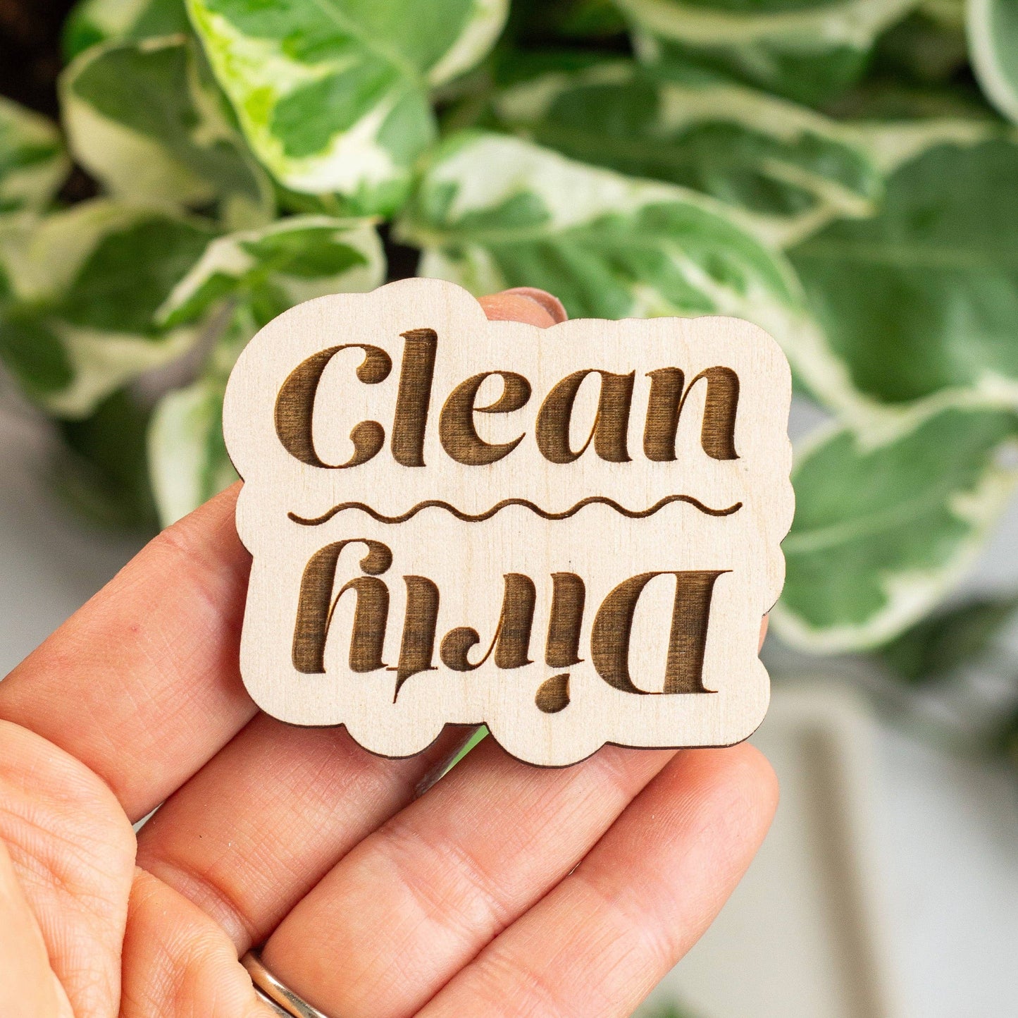 Dirty/Clean Wooden Dishwasher Magnet